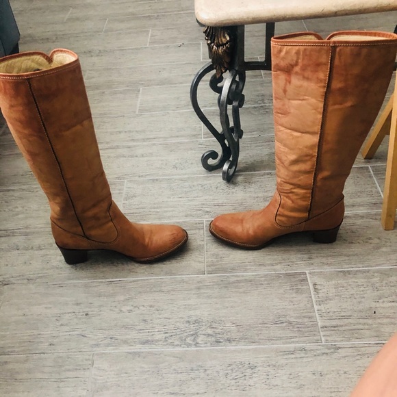 Coach boots size 8 hardly worn. - Picture 4 of 4